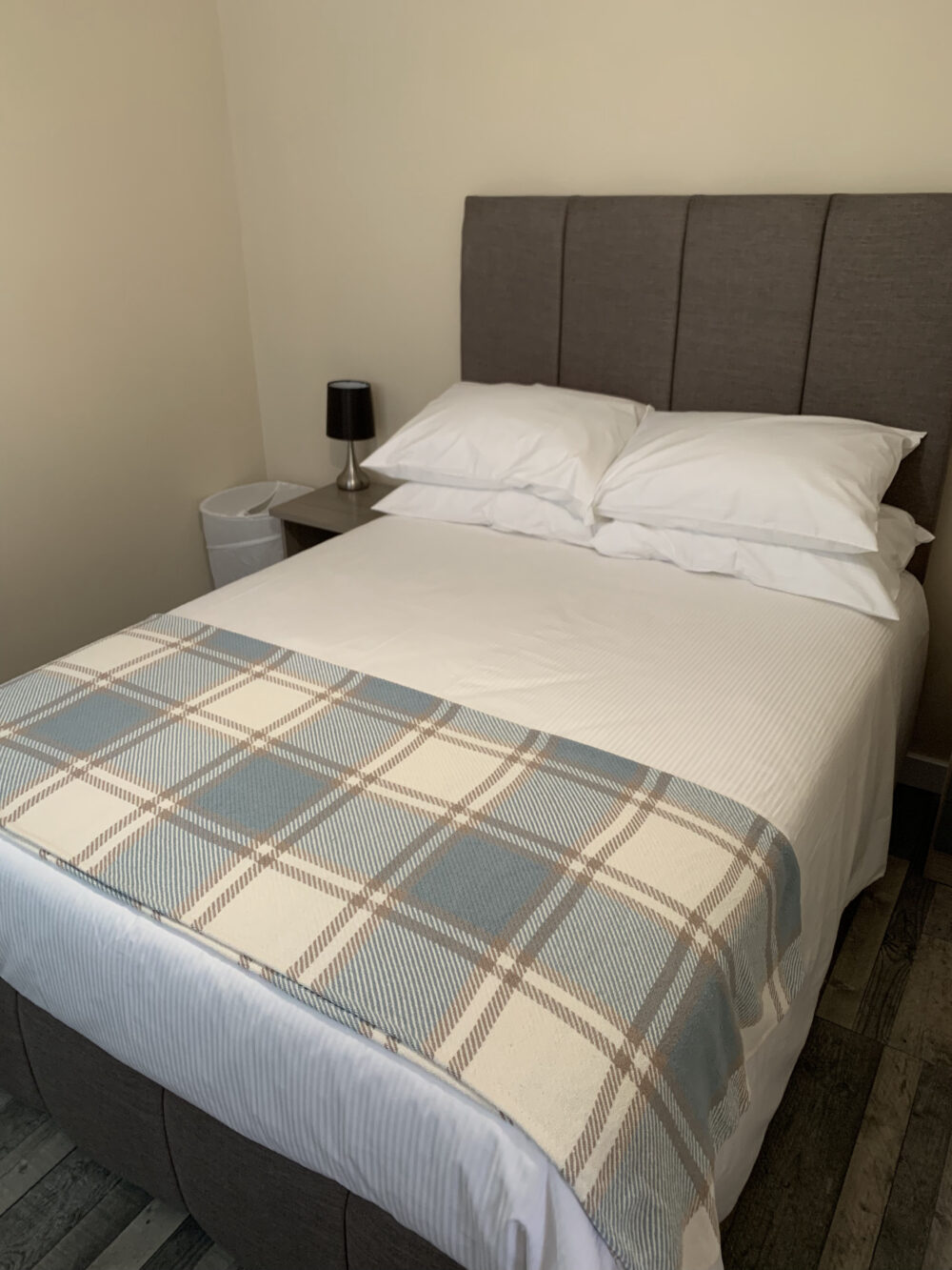 Hedgehog Cottage, Ardley Cottages, Bedroom, Suffolk